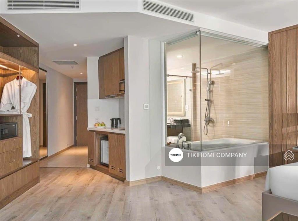 Giá tốt nhất thị trường bán căn hộ view phố xèo quạt panorama ban công siêu dài  2,2 tỷ