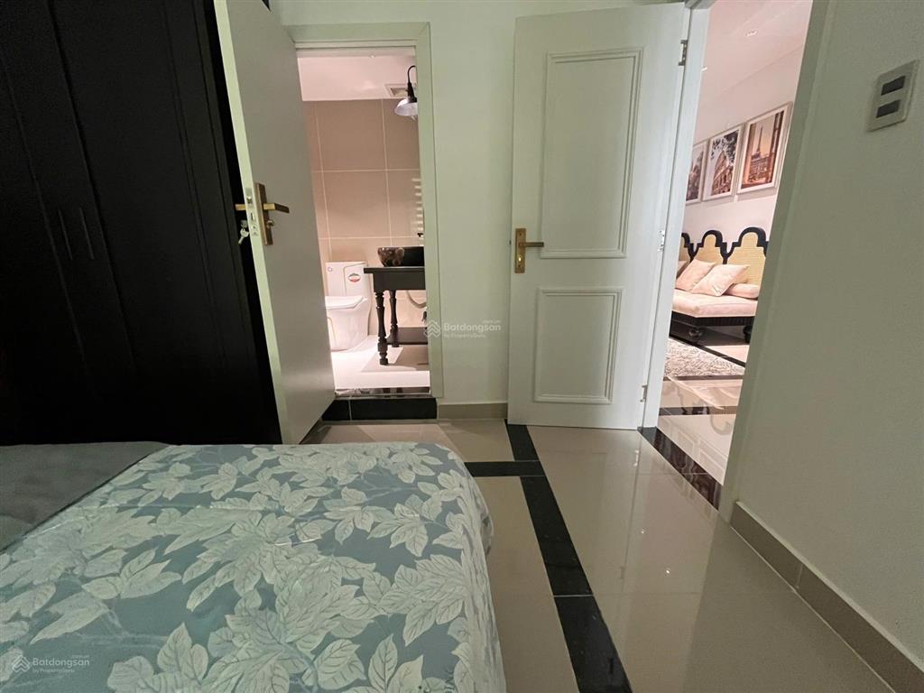 Bán nhanh căn hộ 2 phòng ngủ tại mường thanh 60  giá 2,95 tỷ.