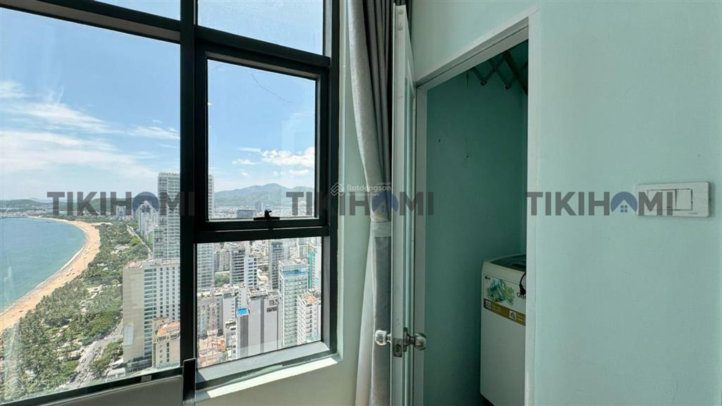 Bán nhanh căn hộ view xéo biển tại mường thanh 60  giá 2,3 tỷ