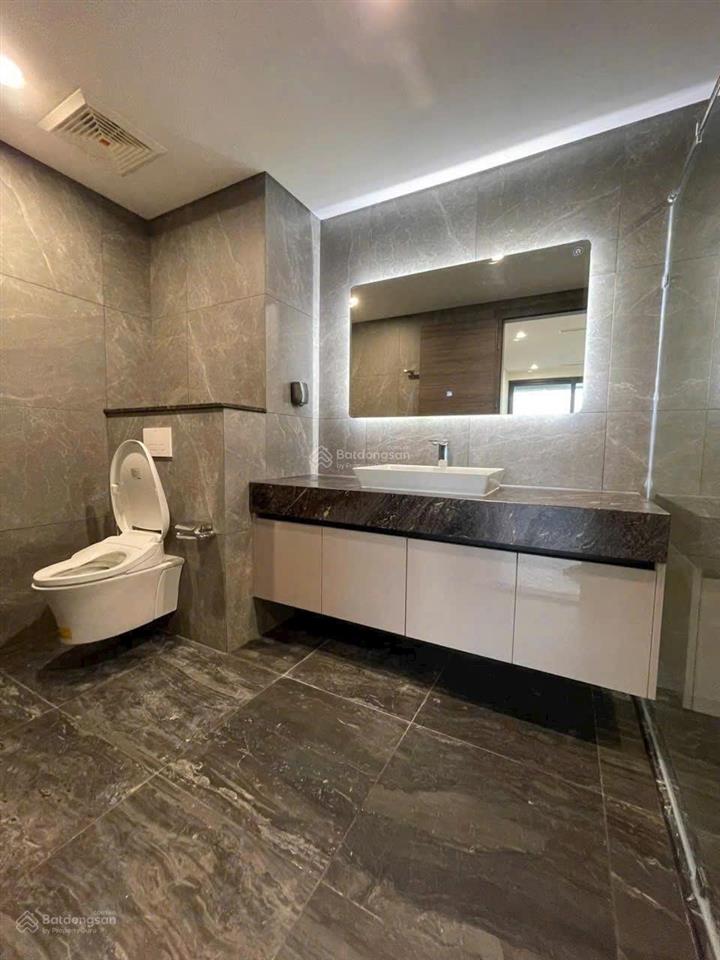 Full giỏ hàng cho thuê chung cư noble crystal riverside 2pn 2wc giá chỉ từ 14tr bao phí quản lý.