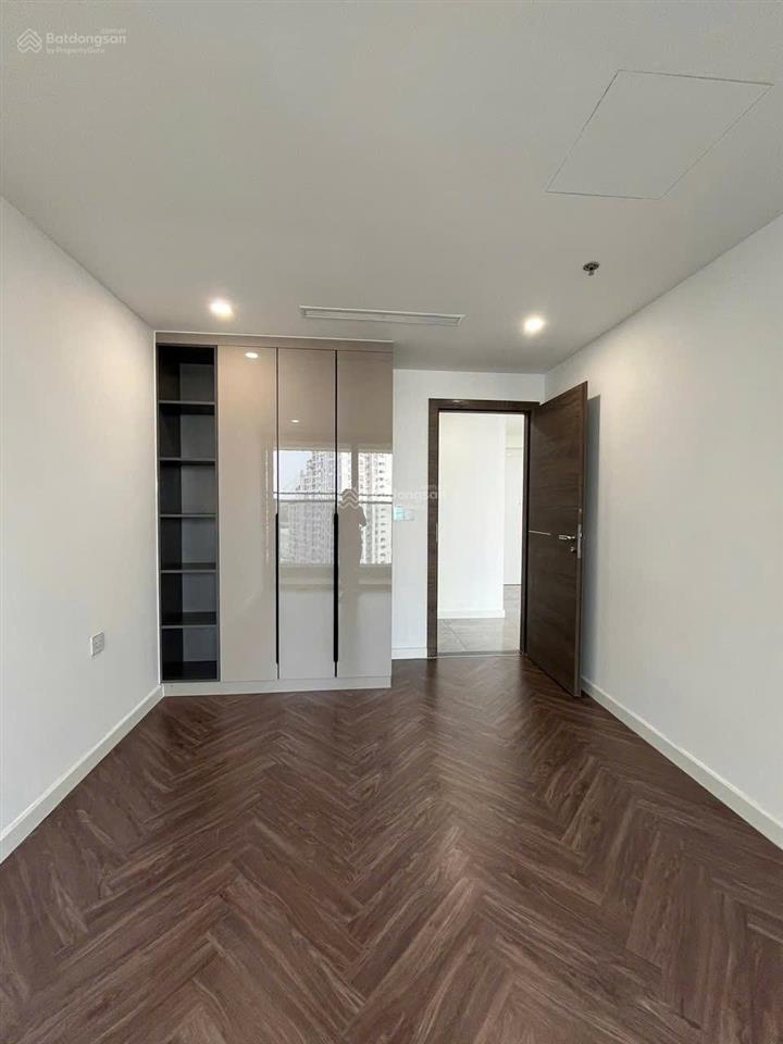 Full giỏ hàng cho thuê chung cư noble crystal riverside 2pn 2wc giá chỉ từ 14tr bao phí quản lý.