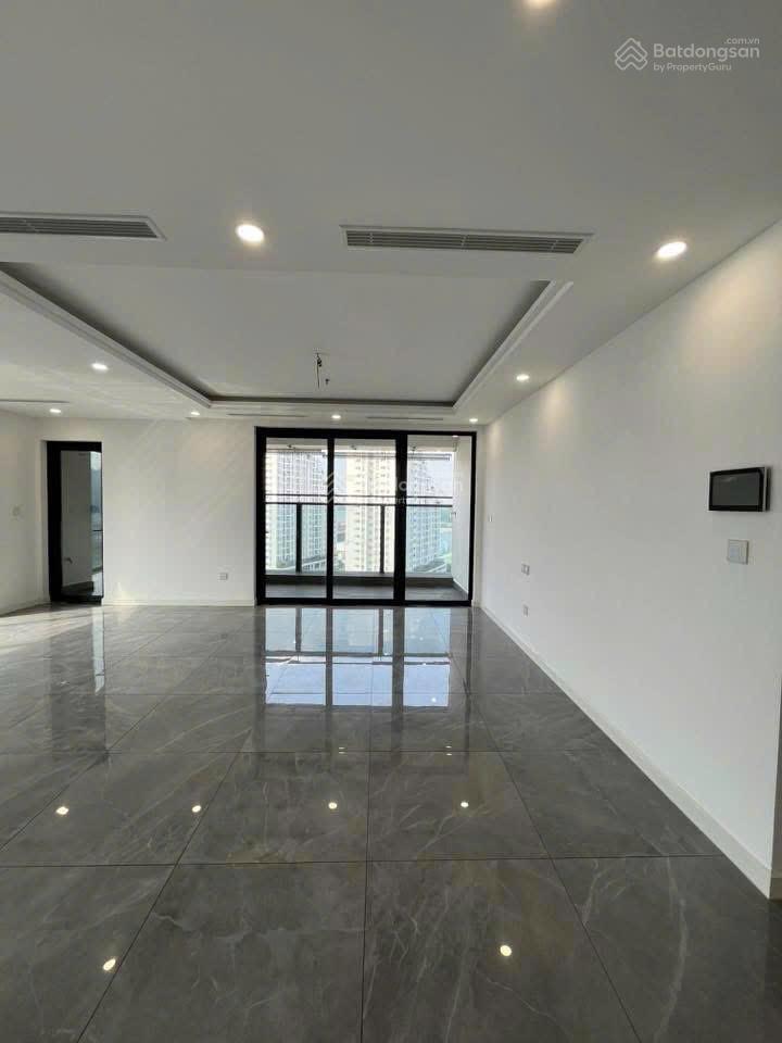 Full giỏ hàng cho thuê chung cư noble crystal riverside 2pn 2wc giá chỉ từ 14tr bao phí quản lý.