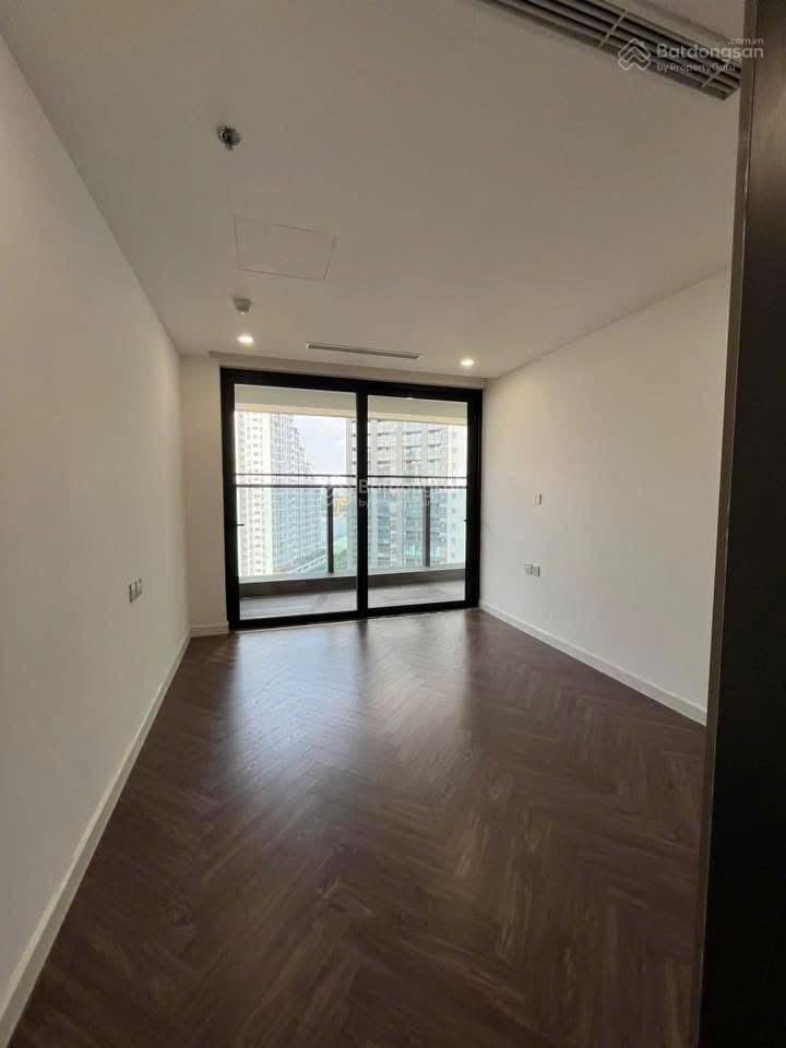Full giỏ hàng cho thuê chung cư noble crystal riverside 2pn 2wc giá chỉ từ 14tr bao phí quản lý.