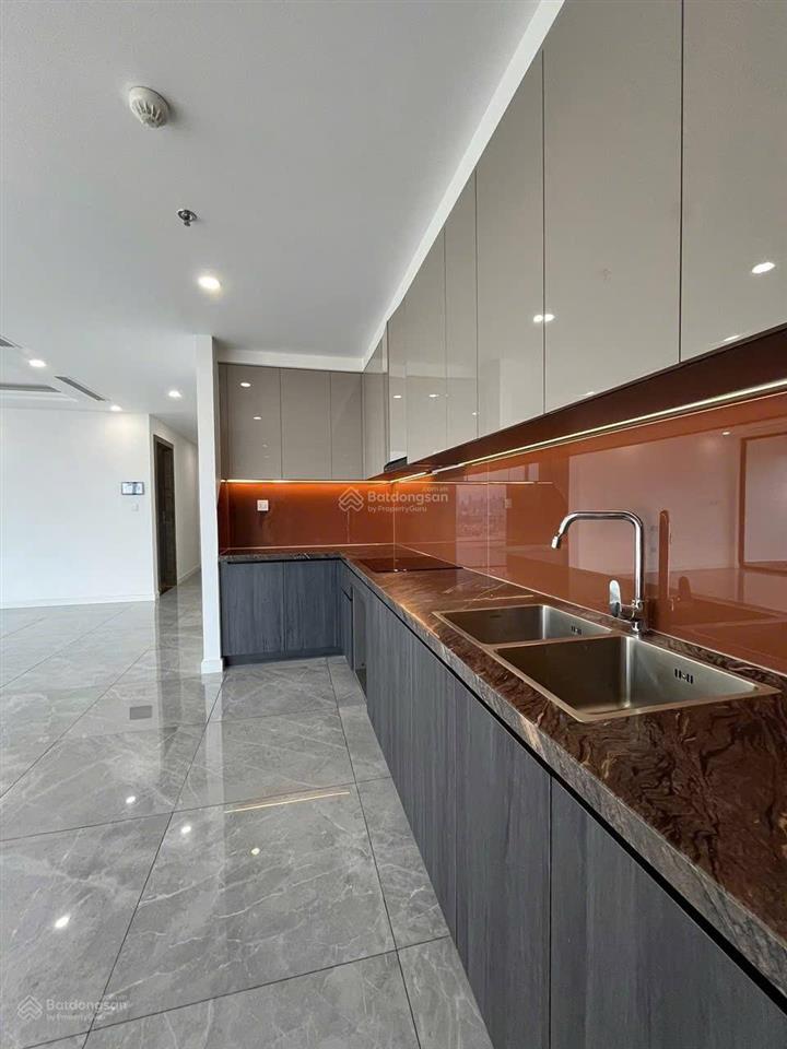 Full giỏ hàng cho thuê chung cư noble crystal riverside 2pn 2wc giá chỉ từ 14tr bao phí quản lý.