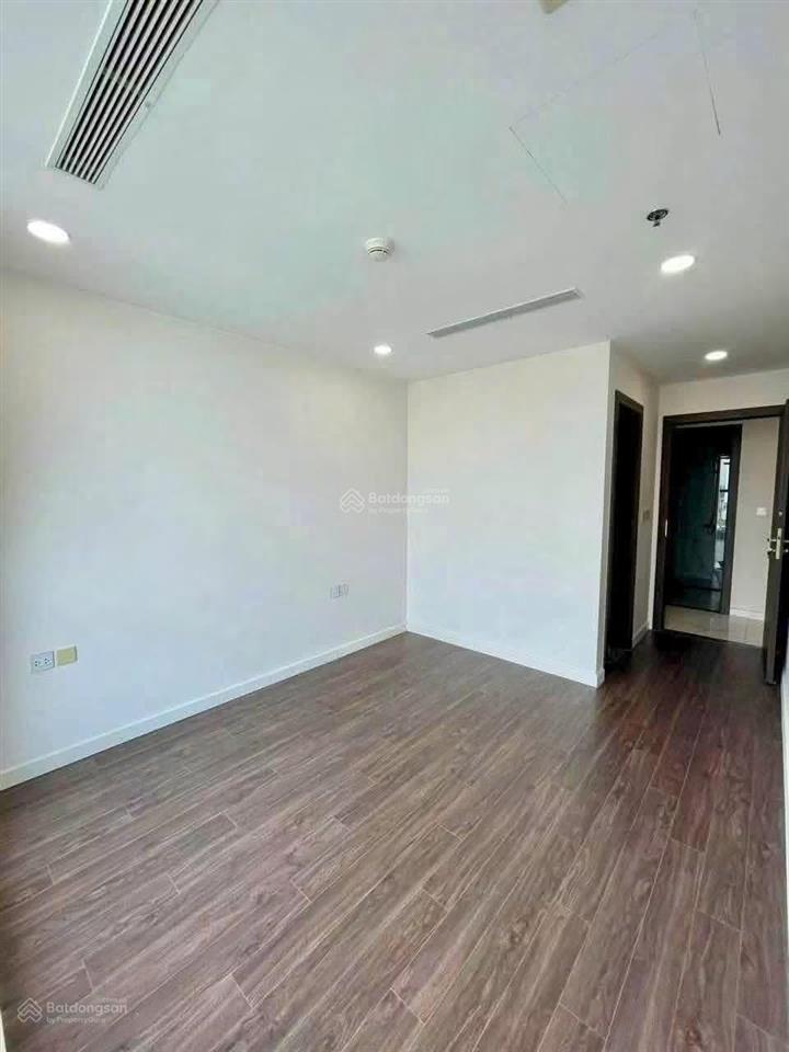 Cho thuê cc 2pn, 2wc, 70m2 tại sunshine sky city, 13 triệu vnd giá tốt có thương lượng .