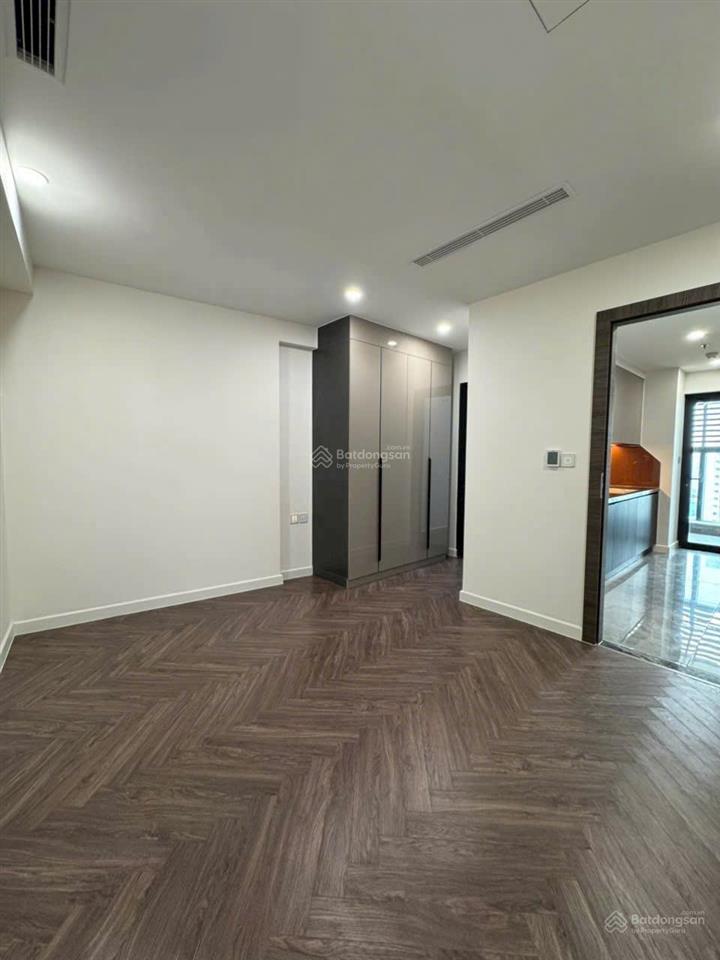 Cho thuê cc 110m2 tại sunshine diamond river, 13 triệu vnd, view q1, giá tốt trên thị trường.