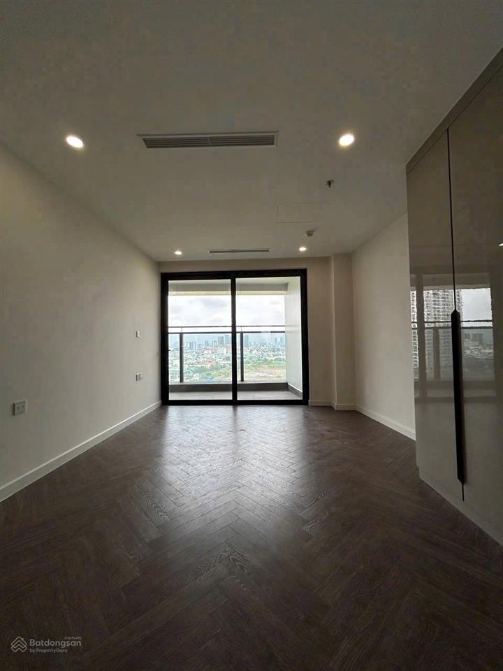 Cho thuê 2pn + 1 kho noble giá siêu tốt chỉ 16tr free phí quản lý đến 2028