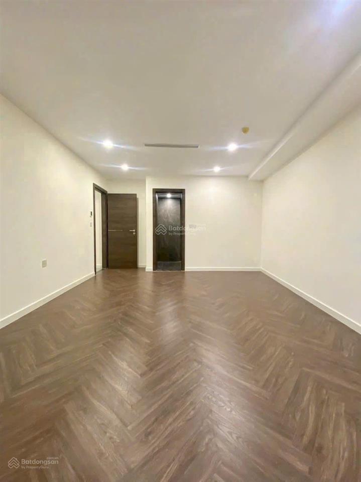 Cho thuê cc 125m2 tại noble crystal riverside, giá tốt 15 triệu, free phí quản lý
