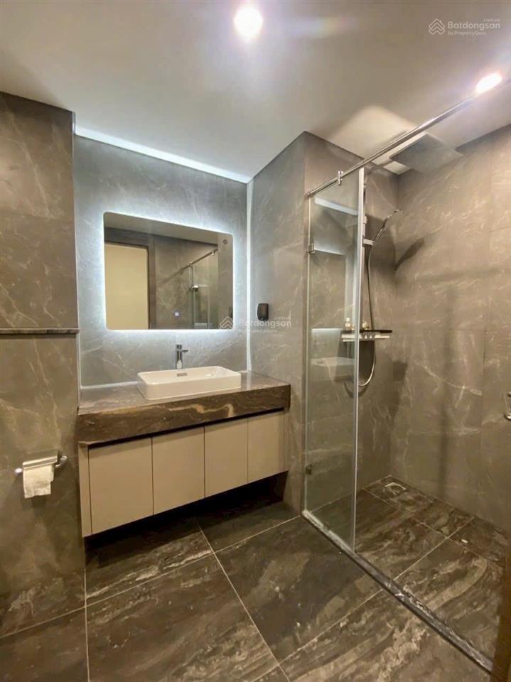 Cho thuê cc 125m2 tại noble crystal riverside, giá tốt 15 triệu, free phí quản lý