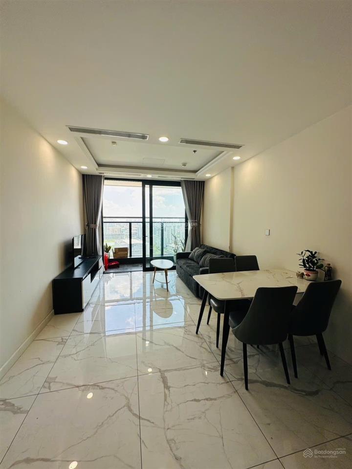Cho thuê cc sunshine sky city, giá siêu hời 15 triệu, 70m2, 2pn, 2wc, tại phú thuận, q7, hcm