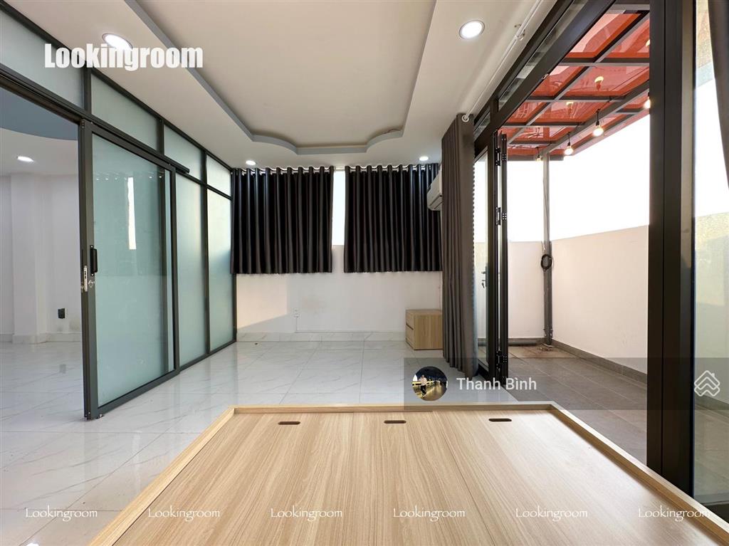 Căn hộ 1 phòng ngủ 50m², ban công thoáng, gần đầm sen, giáp q11, không gian rộng  thoáng