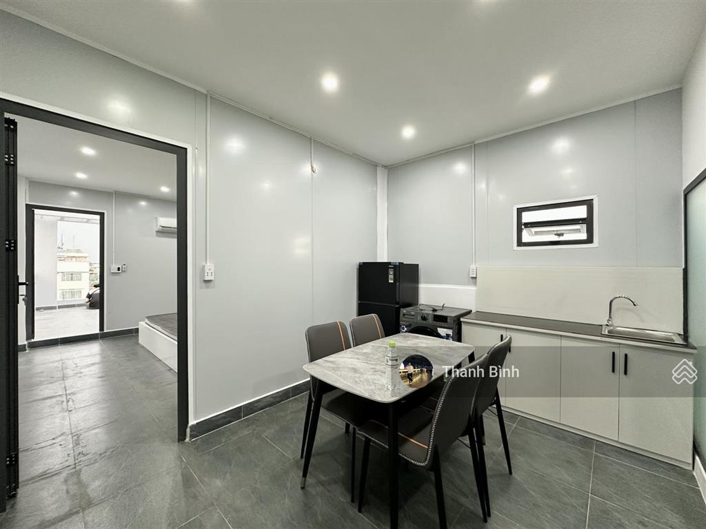 1 phòng ngủ 70m2  có sân thượng riêng  máy giặt riêng, tách bếp ngay q11  gần đầm sen, âu cơ