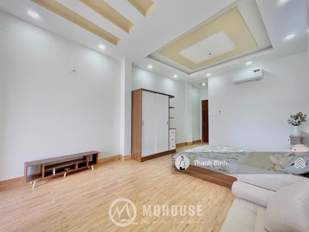 Căn hộ 1 phòng ngủ 50m2 gần công viên hoàng văn thụ, giáp q. 10, tiện đi sân bay