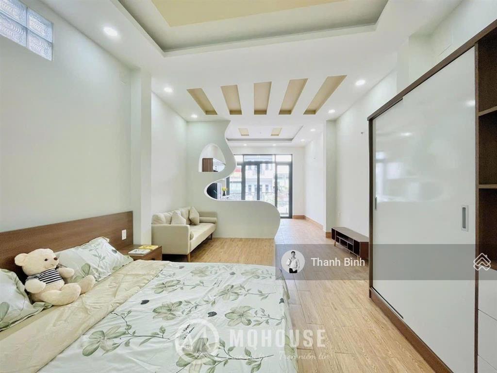 Căn hộ 1 phòng ngủ 50m2 gần công viên hoàng văn thụ, giáp q. 10, tiện đi sân bay