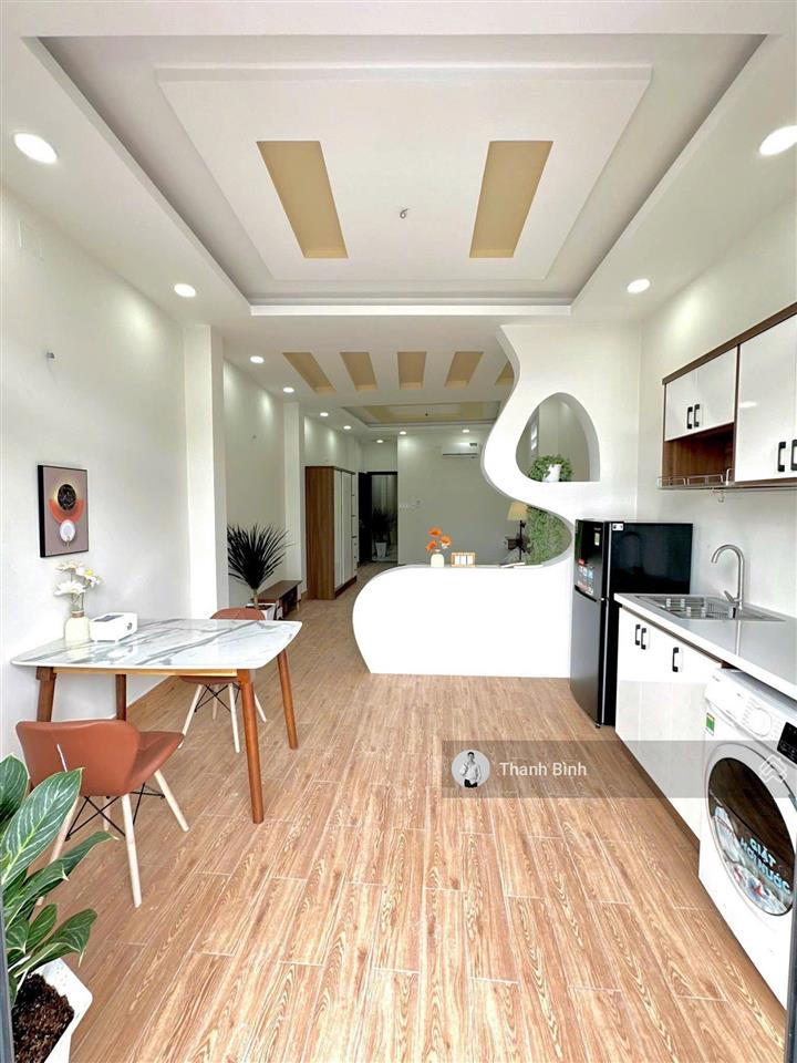 Căn hộ 1 phòng ngủ 50m2 gần công viên hoàng văn thụ, giáp q. 10, tiện đi sân bay