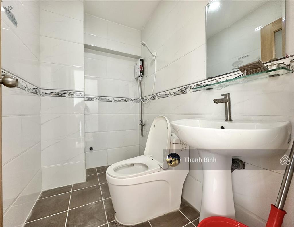 Căn 1 phòng ngủ ban công 45m2, cực thoáng, nhiều ánh sáng gần chợ tân hương, đường ô tô