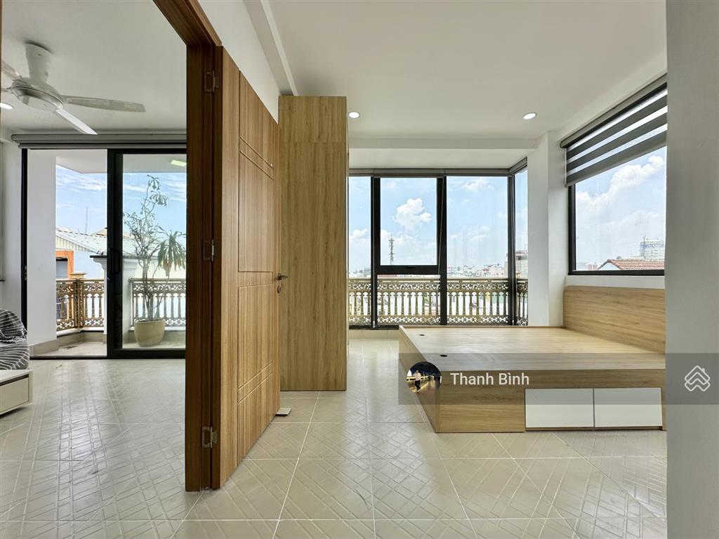 Căn 1 phòng ngủ ban công 45m2, cực thoáng, nhiều ánh sáng gần chợ tân hương, đường ô tô