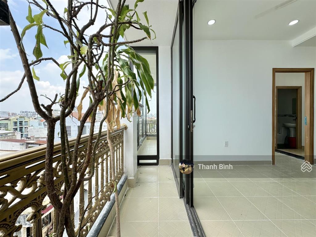Căn 1 phòng ngủ ban công 45m2, cực thoáng, nhiều ánh sáng gần chợ tân hương, đường ô tô