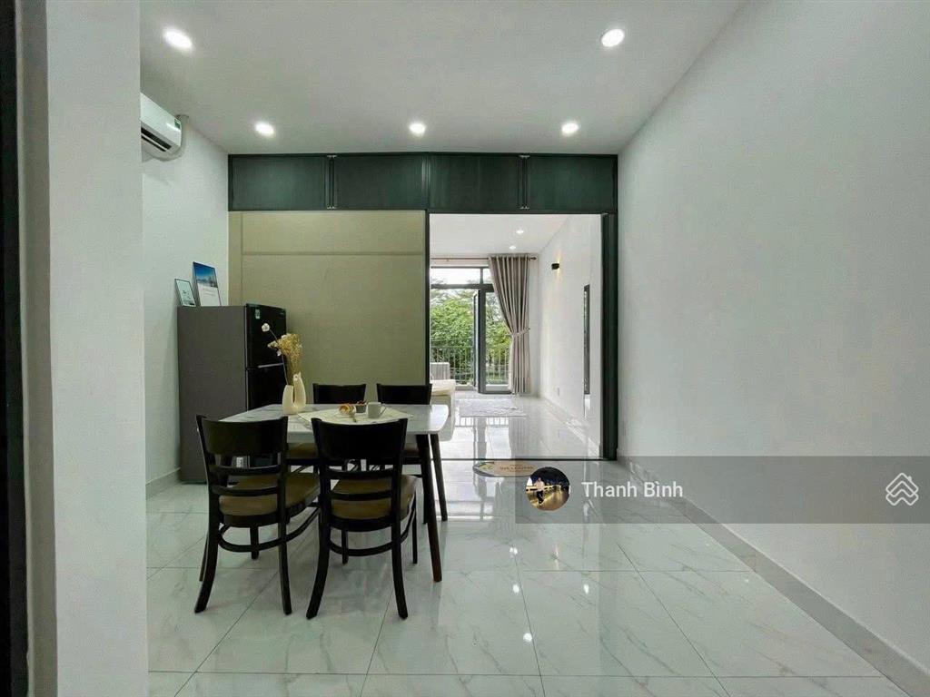 1pn ban công cực chill, 40m2, ngay bờ kè 19/5, gần aeon mall, kcn tân bình