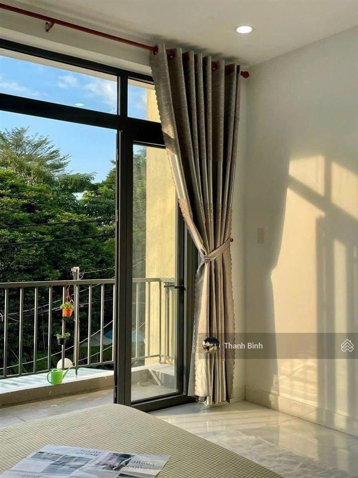 1pn ban công cực chill, 40m2, ngay bờ kè 19/5, gần aeon mall, kcn tân bình