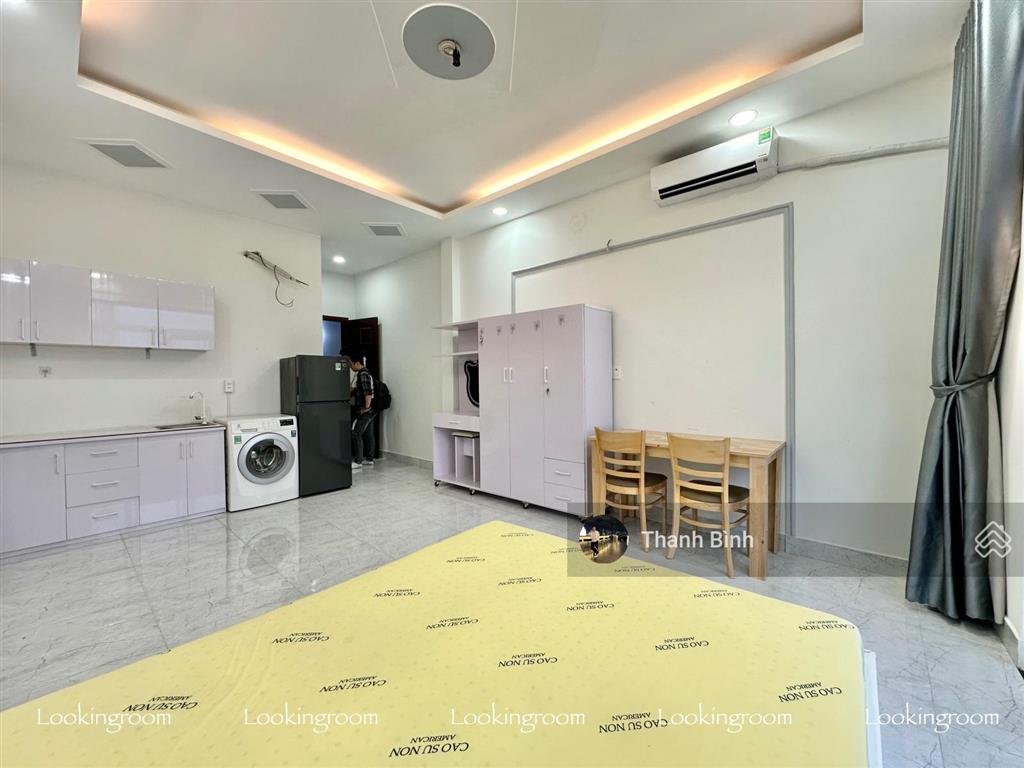 Studio ban công  máy giặt riêng ngay mũi tàu âu cơ  giá 5tr