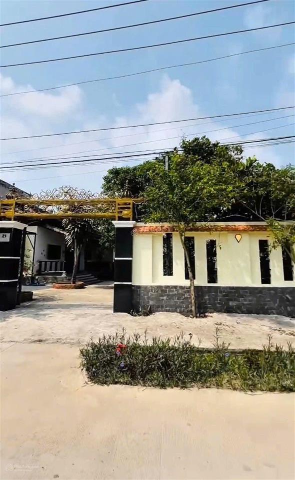 Bán nhà vườn 22x52m có sẵn nhà + vườn thổ cư 300m2. nhuận đức củ chi