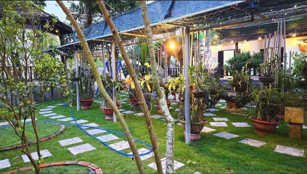 Bán nhà vườn 22x52m có sẵn nhà + vườn thổ cư 300m2. nhuận đức củ chi