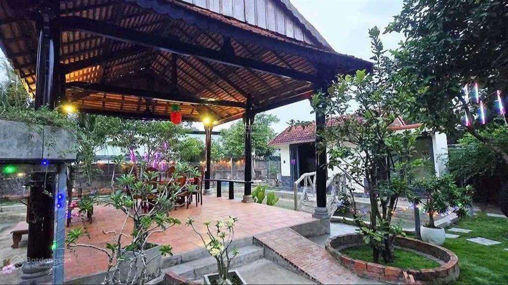 Bán nhà vườn 22x52m có sẵn nhà + vườn thổ cư 300m2. nhuận đức củ chi