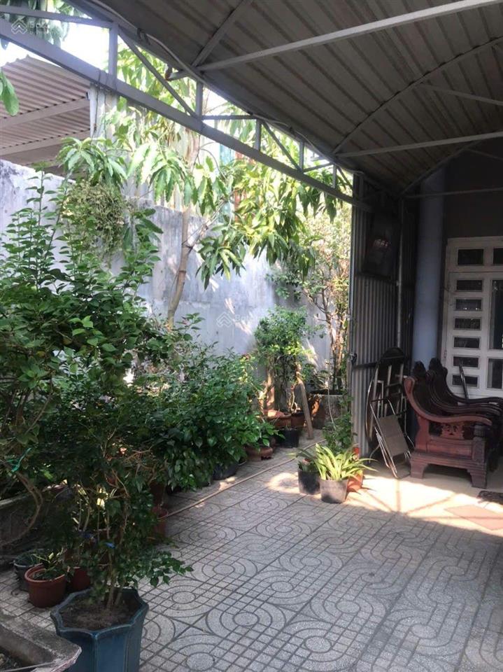 Bán nhà vườn mặt tiền đường 42 chợ việt kiều củ chi ngang 6m dài 20, một lầu