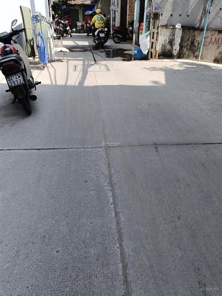 Bán nhà 2 tầng hxh huỳnh tấn phát, quận 7 chỉ nhỉnh 7 tỷ, 100m2, 8pn, 8wc, giá tốt thu 300 tr/năm