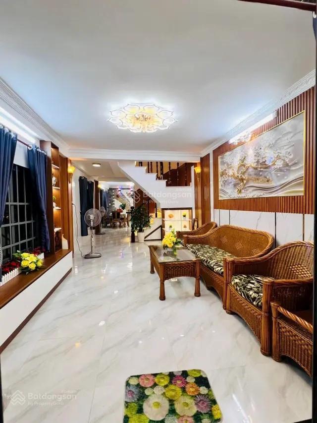 Bán nhà đẹp 2 lầu hẻm nhựa ô tô tránh 8m chỉ nhỉnh 5 tỷ 80m2 đất tại huỳnh tấn phát tt nhà bè, hcm