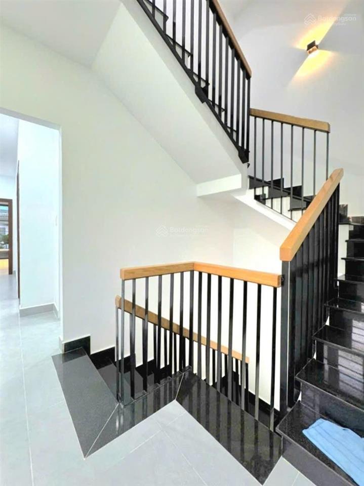 Bán nhà riêng 4 tầng lầu tại hxh 6m đào tông nguyên, thị trấn nhà bè, nhỉnh 7 tỷ, 112m2 đất 7 pn