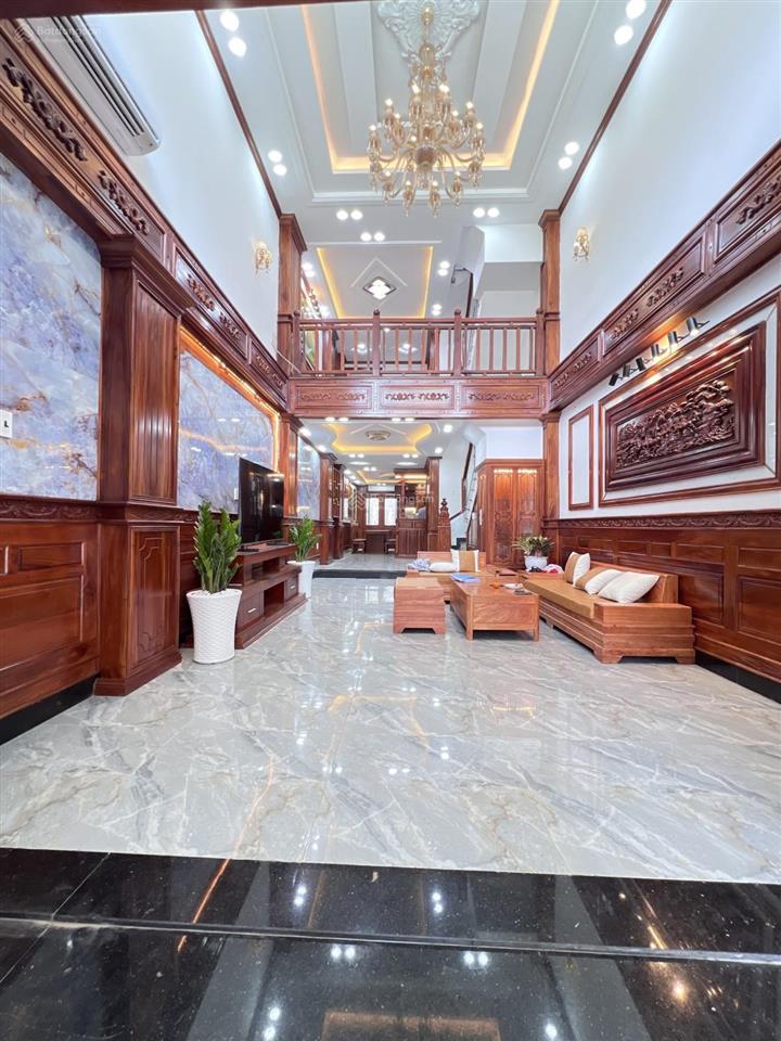 Bán nhà mặt phố mới đẹp 5 tầng thang máy huỳnh tấn phát, tt nhà bè, hcm chỉ nhỉnh 15 tỷ, 94m2