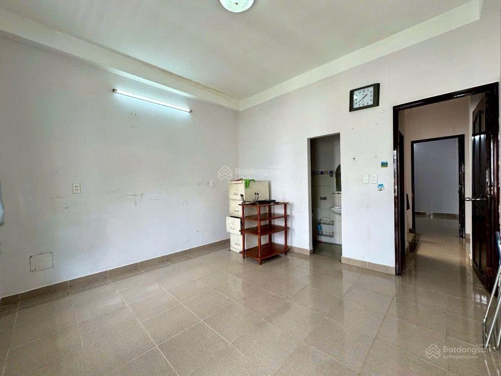 Bán nhà riêng 3 tầng ở ngay hẻm ô tô huỳnh tấn phát, tt nhà bè, tp hcm, chỉ nhỉnh 3 tỷ, 60m2 đất