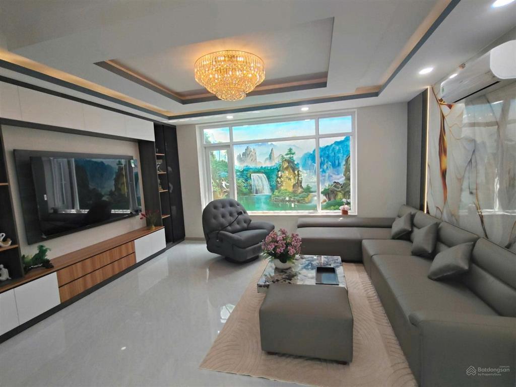 Bán nhà mới đẹp 5 tầng đường nhựa 8 m tại hoàng quốc việt, quận7, chỉ nhích 16 tỷ xíu, 80m2 đất