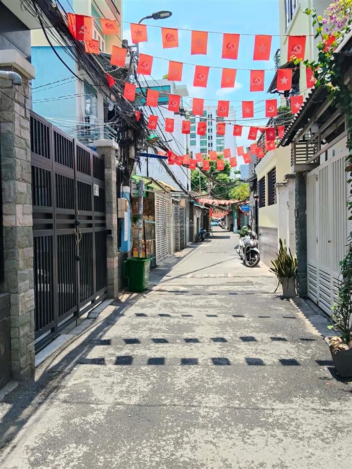 Bán đất tặng nhà xây chdv 157 m2 đất thổ cư, sd 189m2 hxh nguyễn thị thập quận 7, tphcm chỉ 80tr/m2