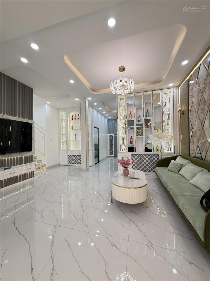 Bán biệt thự mini 3 tầng phạm hữu lầu, q7, tp.hcm, giáp phú mỹ hưng chỉ nhỉnh 9 tỷ, 112 m2, 5pn,5wc