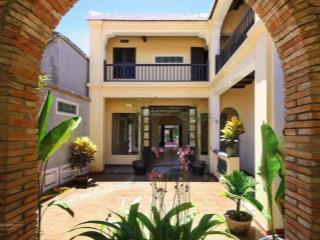 Bán nhà hàng lượng khách đông trung tâm phố cổ hội an