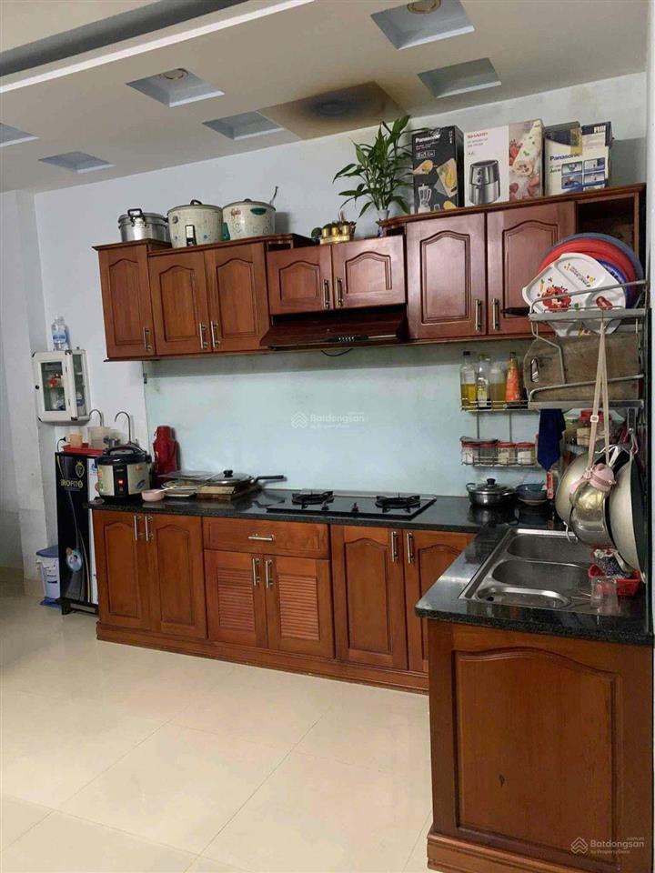 Bán nhà diên tích lơn ngang 9 m mặt tiền trần nhật duật