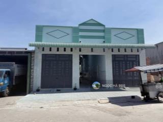 Gấp trọ cho thuê thu nhập 18tr/th gần chợ chánh phú hoà 300m2 giá chỉ 1 tỷ 560, shr 2 kiot 8 phòng