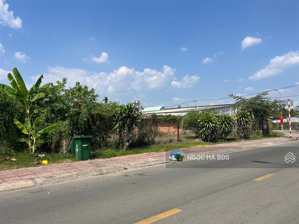 Cần tiền bán đất gần nhà thờ chợ búng 100m², mt đường nhựa 22m sổ sẵn