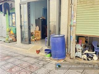 Chủ bán dãy trọ 400m2 có thổ cư giá 2 tỷ 450 uyên hưng, thu nhập 28tr/th, sẵn sổ gần ubnd phường