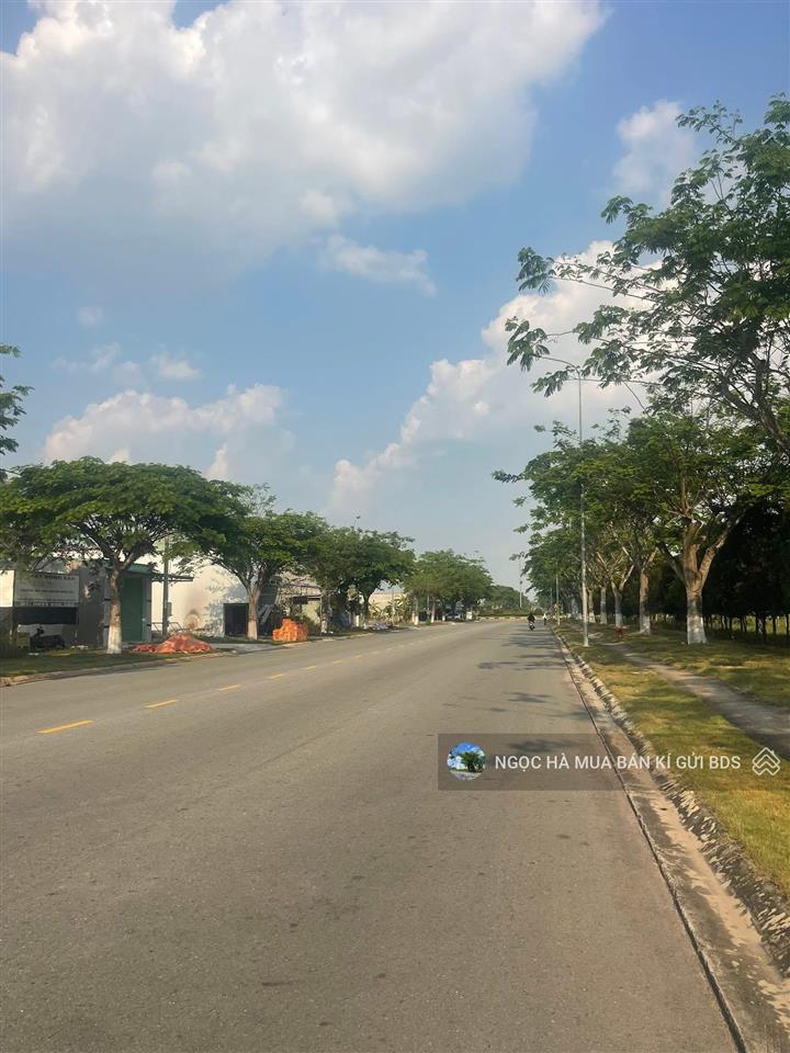 Bán lô bao vip 150m2 giá 1 tỷ 290 ngay kcn vsip 2 mở rộng đối diện công ty lớn mtđ số 33 sẵn sổ