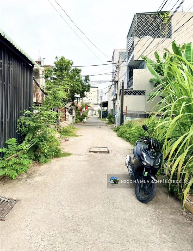 Chủ cần bán đất 140m2 full tc giá 2 tỷ 750 gần vinhomes, dùng xây chdv/ trọ cho thuê hợp lí, shr