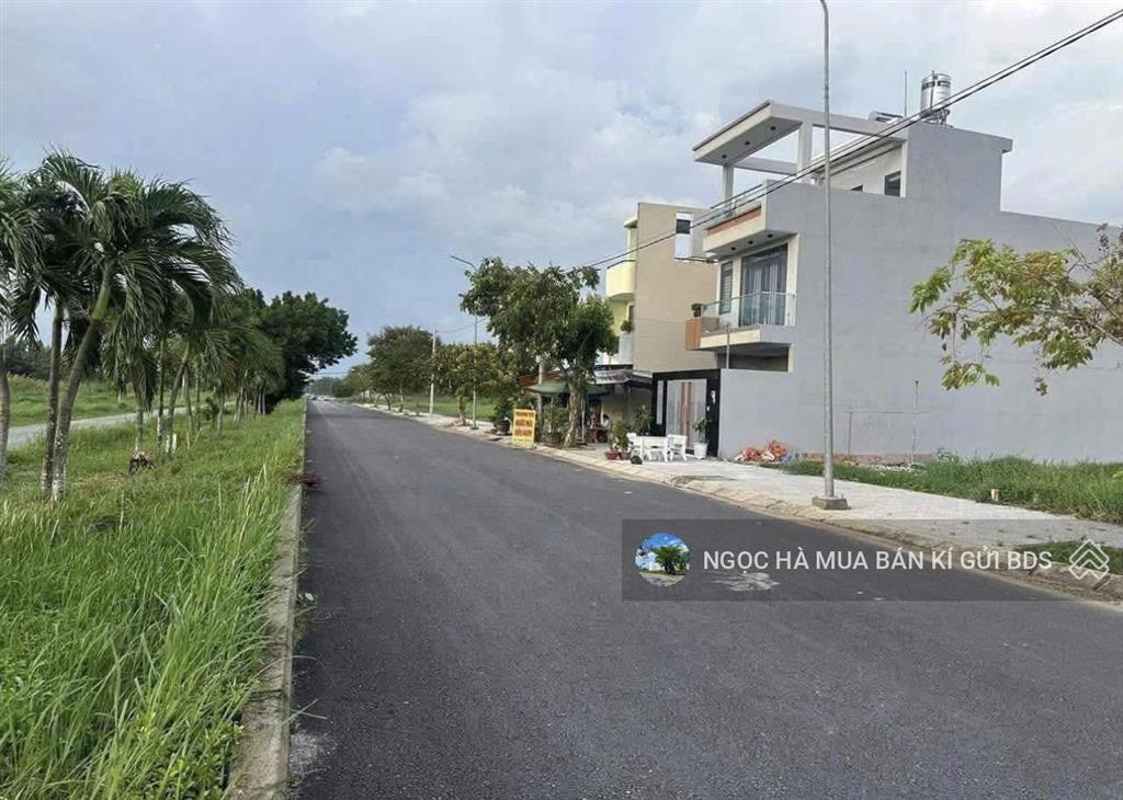 Chủ kí gửi đất kdc an hạ 100m2 full thổ đường 25m, shr sát chợ bình chánh