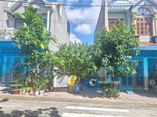 Chủ ngộp đất 65m2 giá 1 tỷ 650 ngay ngã 4 chiêu liêu, đường 12m có vỉa hè, gần chợ thông dụng, shr