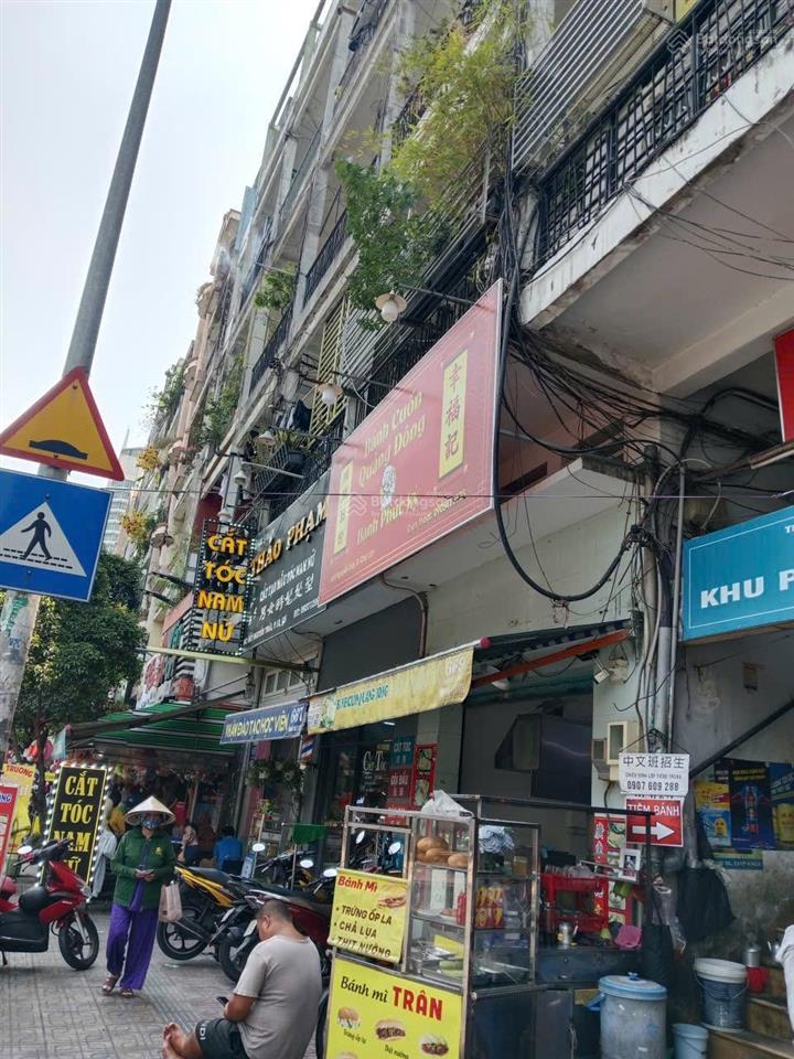 66m2 4tỷ800chung cư lầu 1 nội thất mới ở ngay nguyễn trãi q5