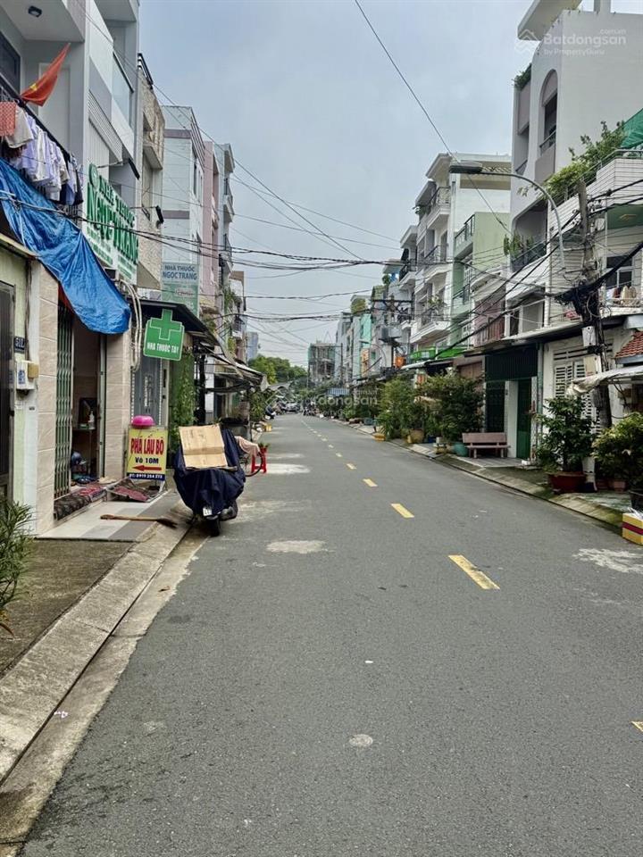 11 tỷ 999  70m²  mặt tiền đường cư xá phú lâm d, q6