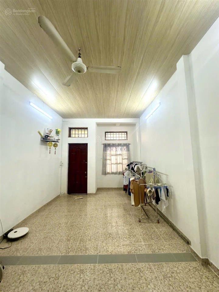 7 tỷ 500  64 m² (4 x 16) 5pn nội khu bình phú q6