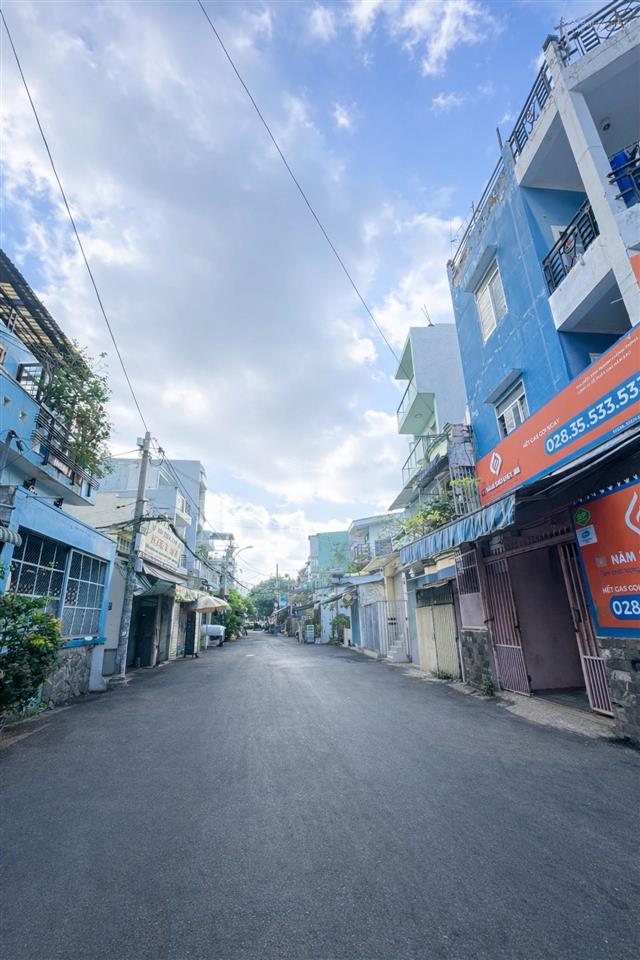 8tỷ20067m25pn đường nhựa 10m 336 nguyễn văn luông
